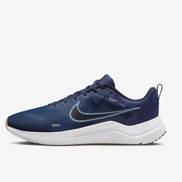 Nike Downshifter 12 Running Shoe - Men\'s main image 4